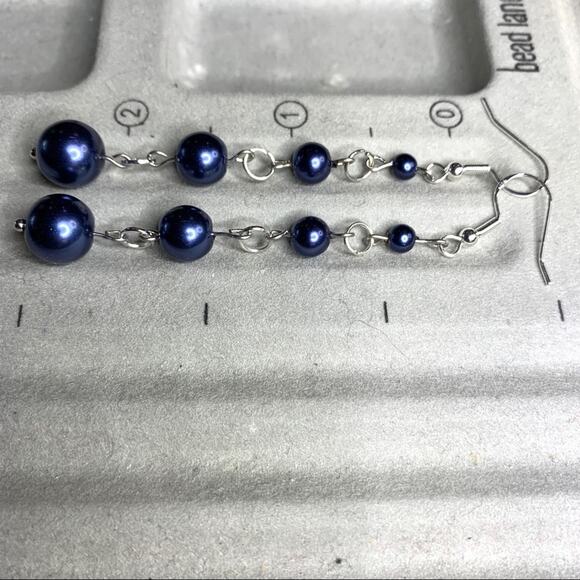 Faux pearl drop earrings silver hypoallergenic - Picture 6 of 6